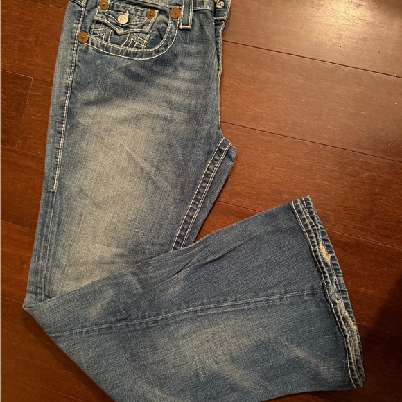 True Religion Classic Blue Jeans - Picture 5 of 9
